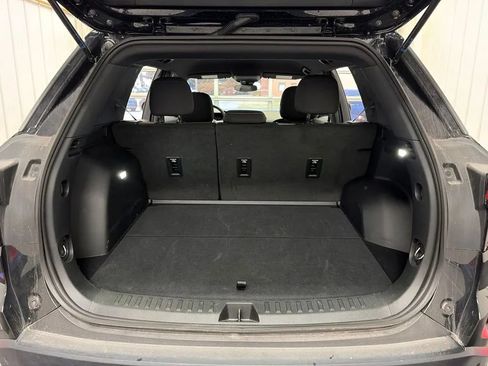 Used 2026 GMC Terrain Elevation FWD image 15