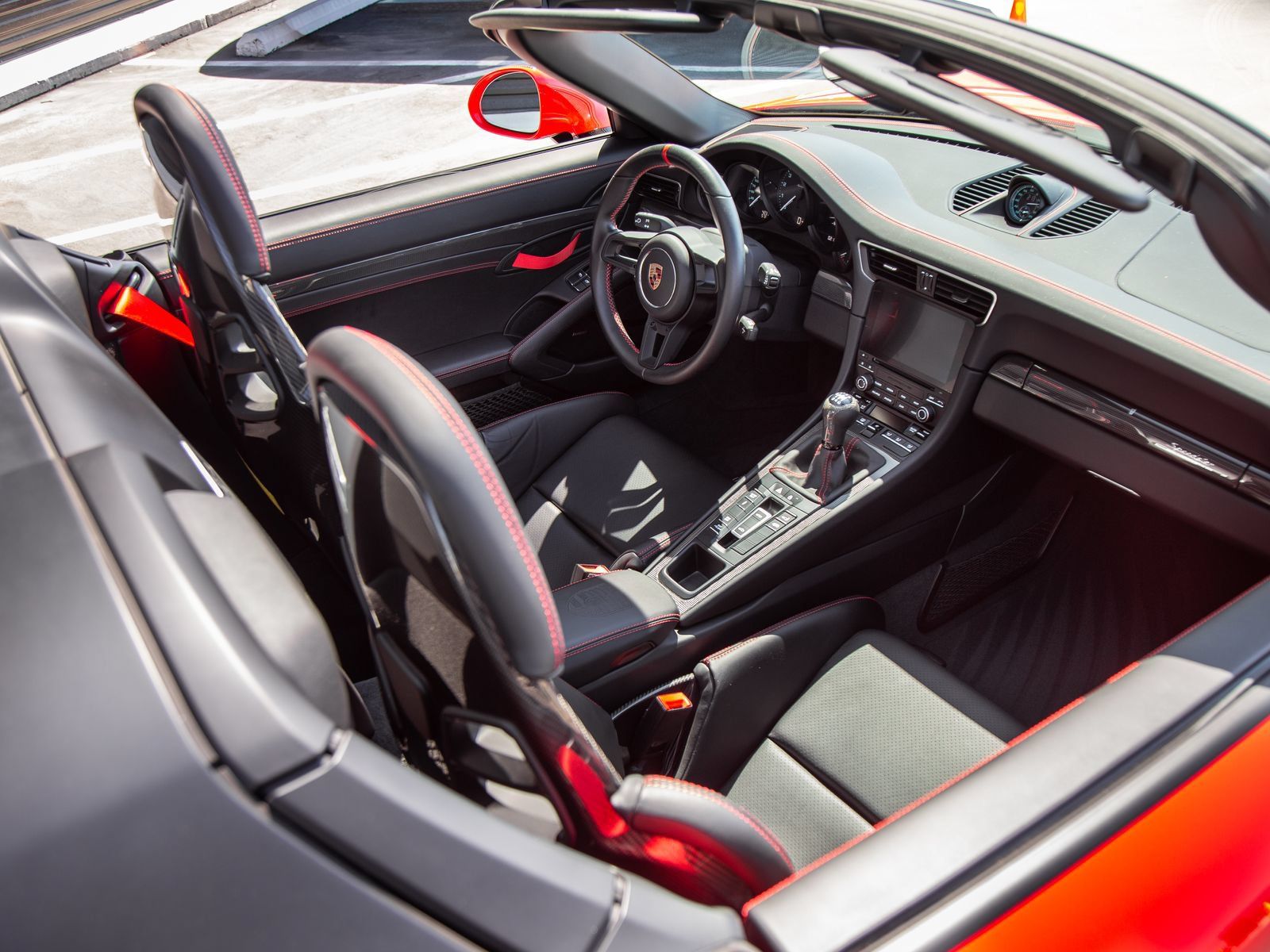 Used 2019 Porsche 911 Speedster RWD image 16