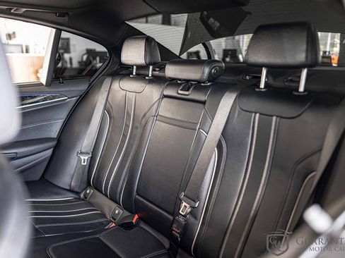 Used 2020 BMW M550i xDrive w/ Executive Package image 34