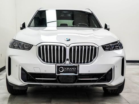Used 2026 BMW X5 xDrive40i w/ Climate Comfort Package AWD/4WD image 6