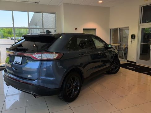 Used 2018 Ford Edge SEL w/ Equipment Group 201A AWD/4WD image 5