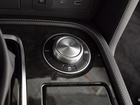 Used 2023 INFINITI QX80 Sensory AWD/4WD image 41