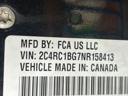 Used 2022 Chrysler Pacifica Touring-L image 42