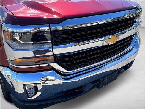 Used 2017 Chevrolet Silverado 1500 LT w/ All Star Edition image 27