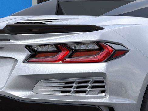 New 2026 Chevrolet Corvette E-Ray w/ ZER Performance Package AWD/4WD image 21