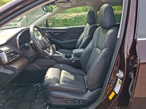 Certified 2025 Subaru Outback Limited AWD/4WD image 14
