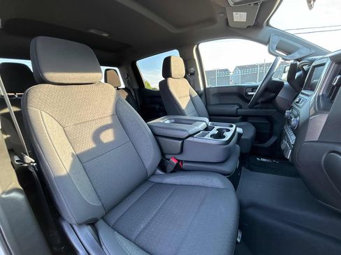 Used 2025 Chevrolet Silverado 1500 Custom Trail Boss w/ Turbomax Blackout Package AWD/4WD image 28