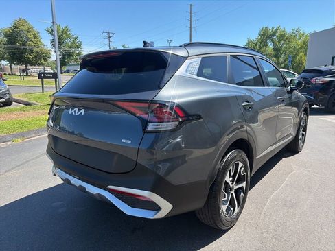 Certified 2024 Kia Sportage EX w/ EX Premium Package AWD/4WD image 8