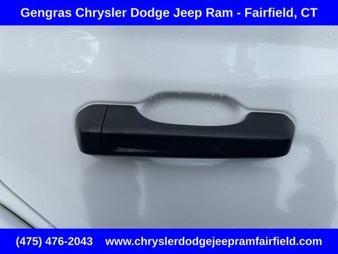 Used 2024 Jeep Wrangler Unlimited Sahara AWD/4WD image 24