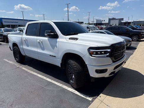 Used 2021 RAM 1500 Big Horn AWD/4WD image 3