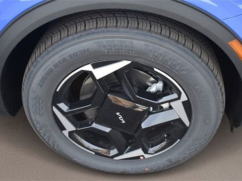 New 2026 Kia Sportage EX w/ EX Panorama Roof Package image 11