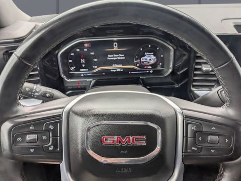 Used 2024 GMC Sierra 1500 SLT image 28