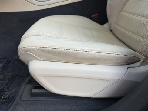 Used 2020 Mercedes-Benz GLE 350 4MATIC image 28