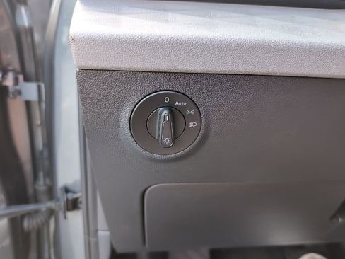 Used 2022 Volkswagen Taos S image 20