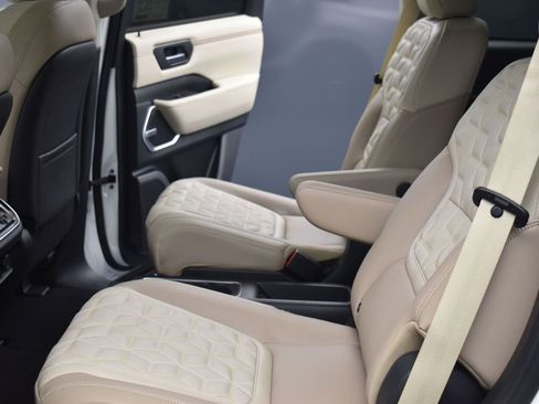 New 2026 Nissan Armada Platinum image 20