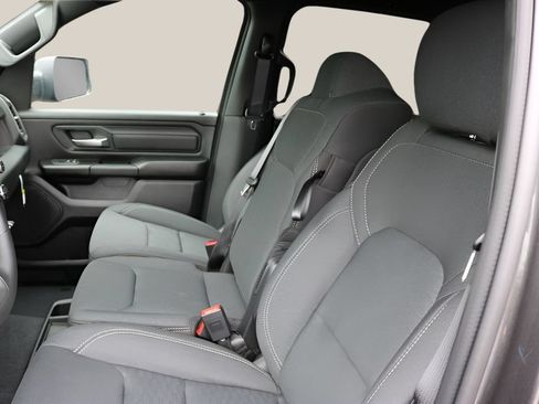 New 2026 RAM 1500 Express AWD/4WD image 11