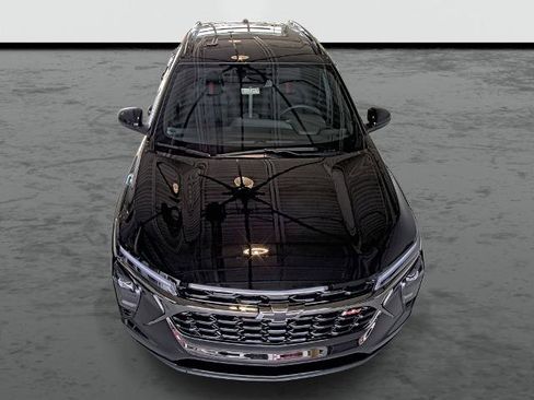 New 2026 Chevrolet Trax RS FWD image 6