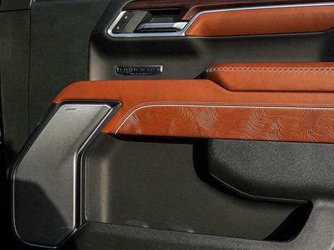 New 2026 GMC Sierra 1500 Denali Ultimate AWD/4WD image 8