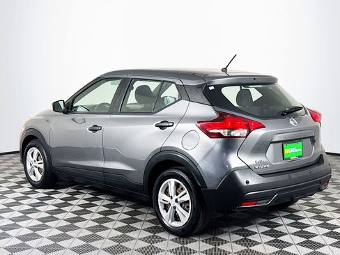 Used 2020 Nissan Kicks S image 6