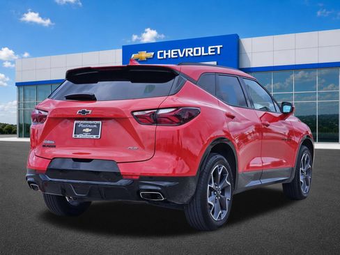Certified 2022 Chevrolet Blazer RS w/ Enhanced Convenience Package FWD image 5