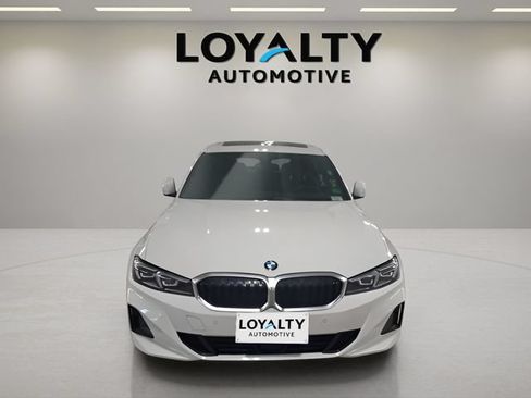 Used 2026 BMW 330i xDrive Sedan AWD/4WD image 8