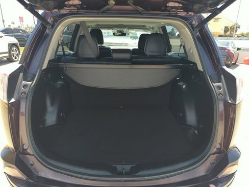 Used 2016 Toyota RAV4 Limited image 6