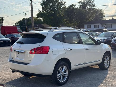 Used 2015 Nissan Rogue S w/ Convenience Package AWD/4WD image 9