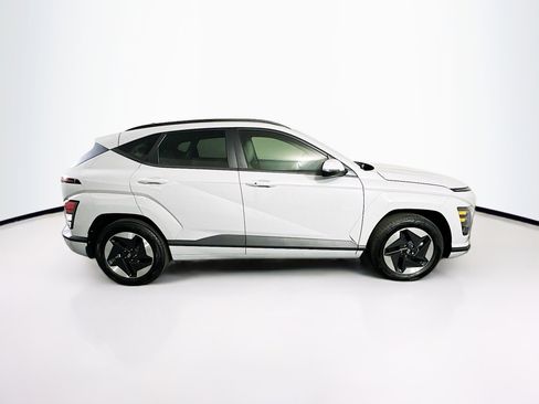 Used 2024 Hyundai Kona SEL image 31
