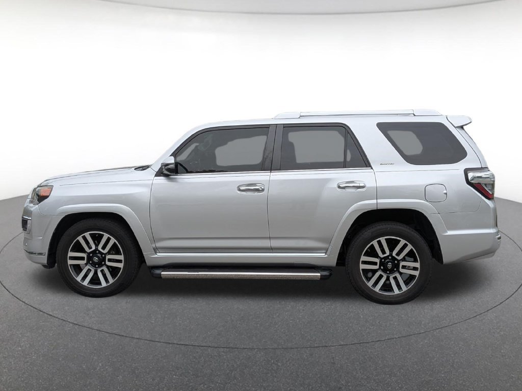 Used 2018 Toyota 4Runner Limited RWD image 2