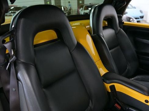 Used 2005 Chevrolet SSR w/ Preferred Equipment Group RWD image 34