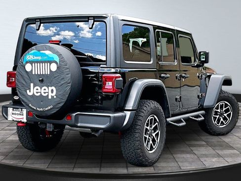 Used 2024 Jeep Wrangler Unlimited Rubicon w/ Convenience Group AWD/4WD image 29