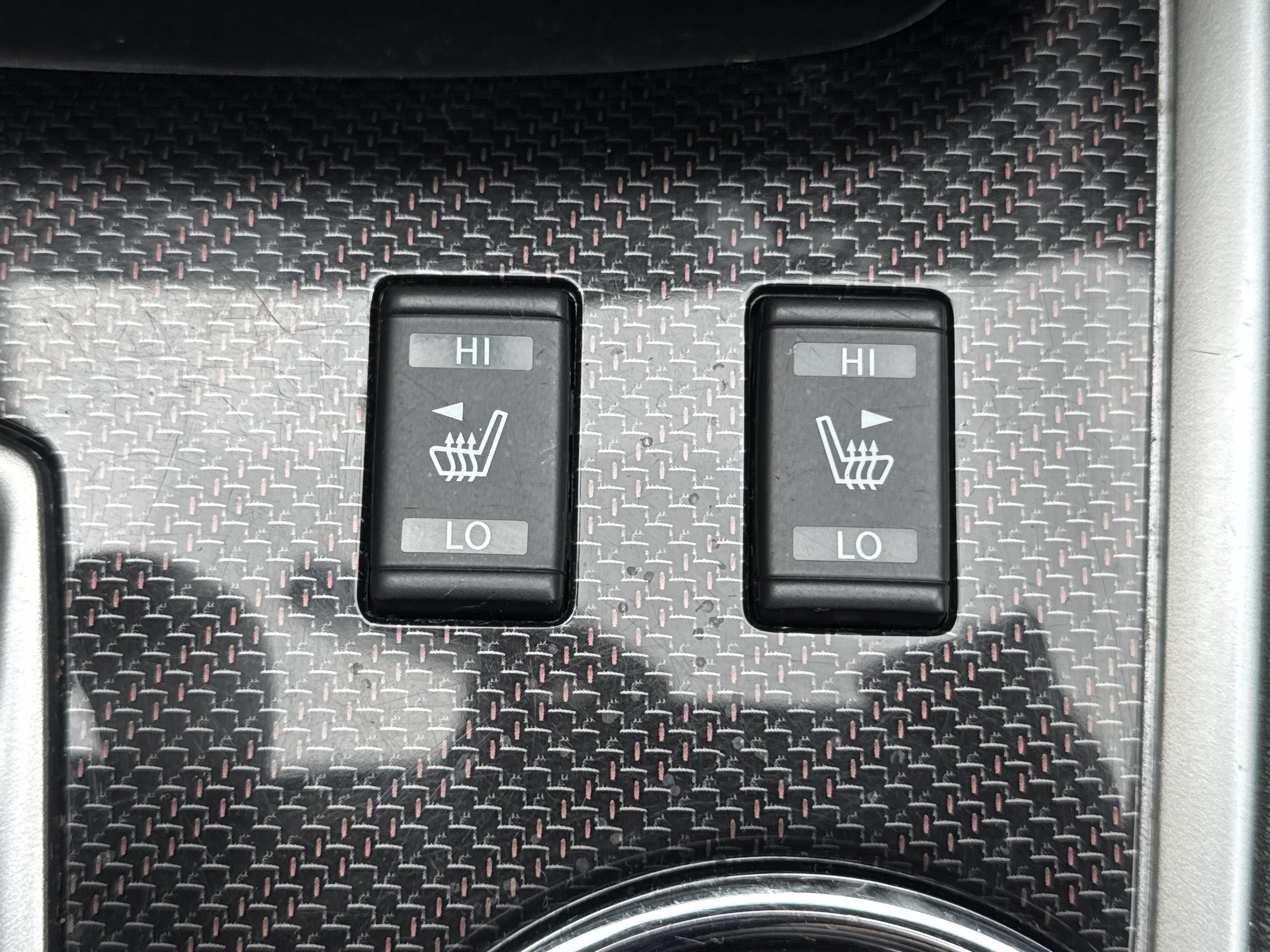 Used 2020 Nissan Pathfinder SL AWD/4WD image 12
