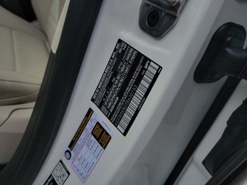 New 2026 Mercedes-Benz GLE 450 4MATIC image 28