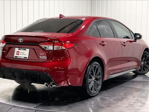 Certified 2026 Toyota Corolla SE FWD image 14
