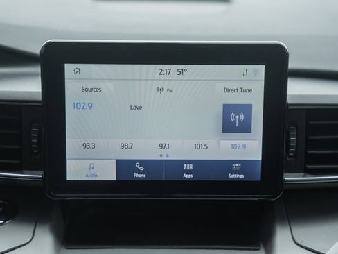 Used 2024 Ford Explorer XLT w/ Equipment Group 202A image 23