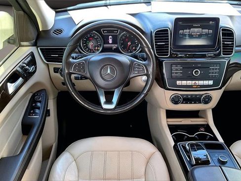 Used 2018 Mercedes-Benz GLE 350 w/ Premium 1 Package image 5