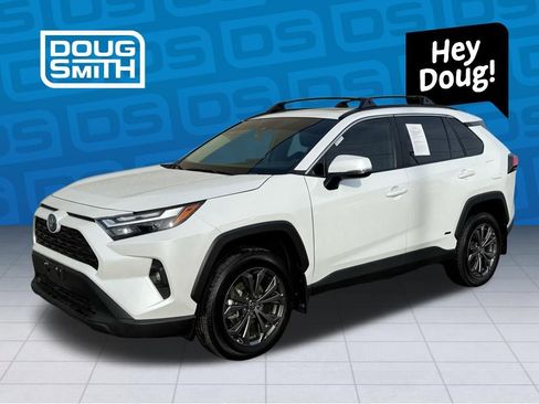 Used 2023 Toyota RAV4 XLE Premium image 1