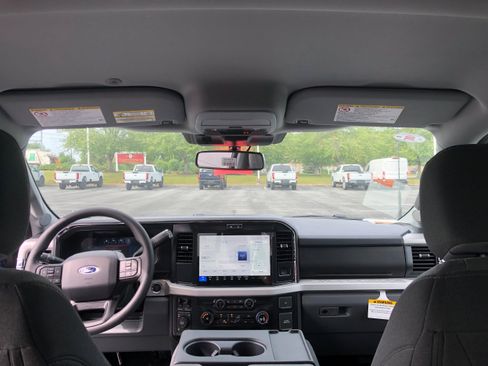 New 2026 Ford F250 XLT w/ XLT Premium Package image 12