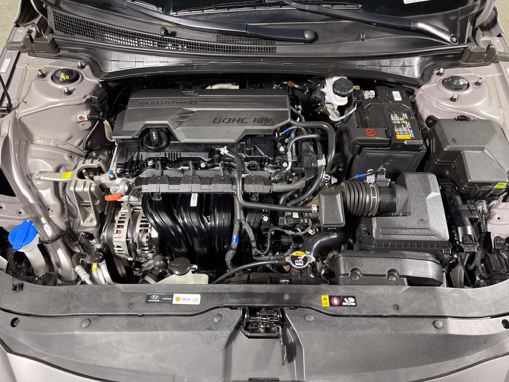 Certified 2024 Hyundai Elantra SEL FWD image 10