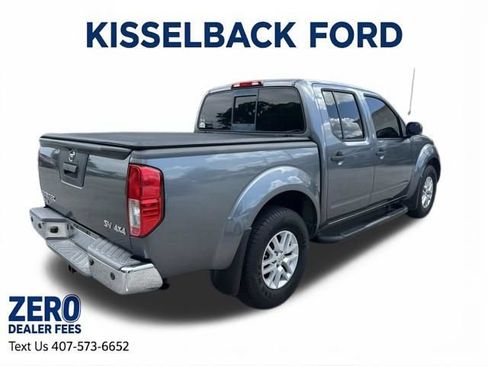 Used 2017 Nissan Frontier SV w/ SV Value Truck Package AWD/4WD image 4