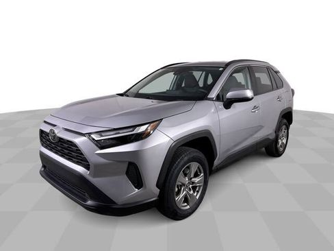 Used 2024 Toyota RAV4 XLE image 6
