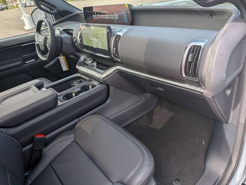 New 2026 Ford Expedition Max Platinum AWD/4WD image 25