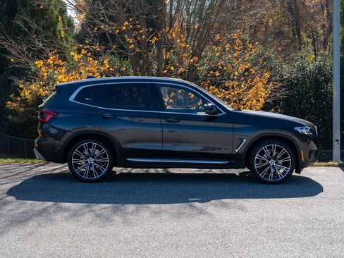 Used 2024 BMW X3 xDrive30i w/ Convenience Package w/ZPA image 8