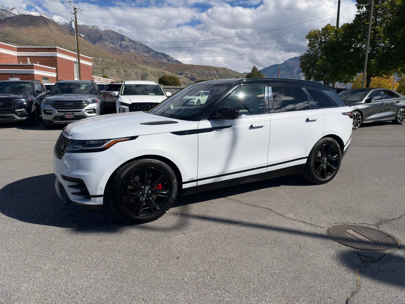 Used 2021 Land Rover Range Rover Velar R-Dynamic S AWD/4WD image 1