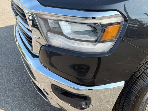 Used 2019 RAM 1500 Big Horn AWD/4WD image 12