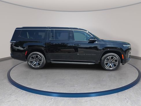 New 2026 Jeep Grand Wagoneer L 4WD image 4