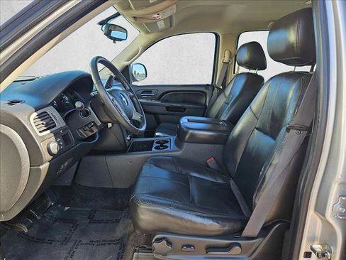 Used 2011 Chevrolet Avalanche LT w/ Suspension Package, Off-Road RWD image 20