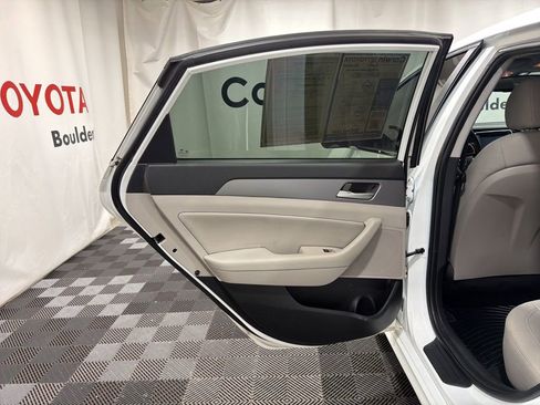 Used 2019 Hyundai Sonata SEL FWD image 18