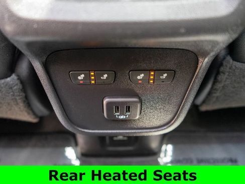 Used 2019 Chevrolet Equinox Premier w/ Premier True North Edition AWD/4WD image 14
