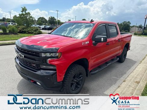 Used 2021 Chevrolet Silverado 1500 LT Trail Boss w/ Convenience Package II AWD/4WD image 1